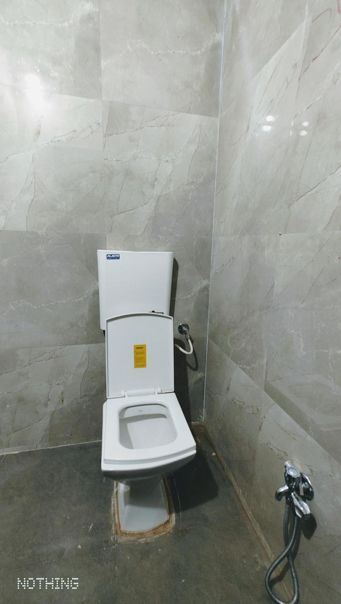 Aadishkti Bhakt Nivas Hotel Tuljapur Kültér fotó