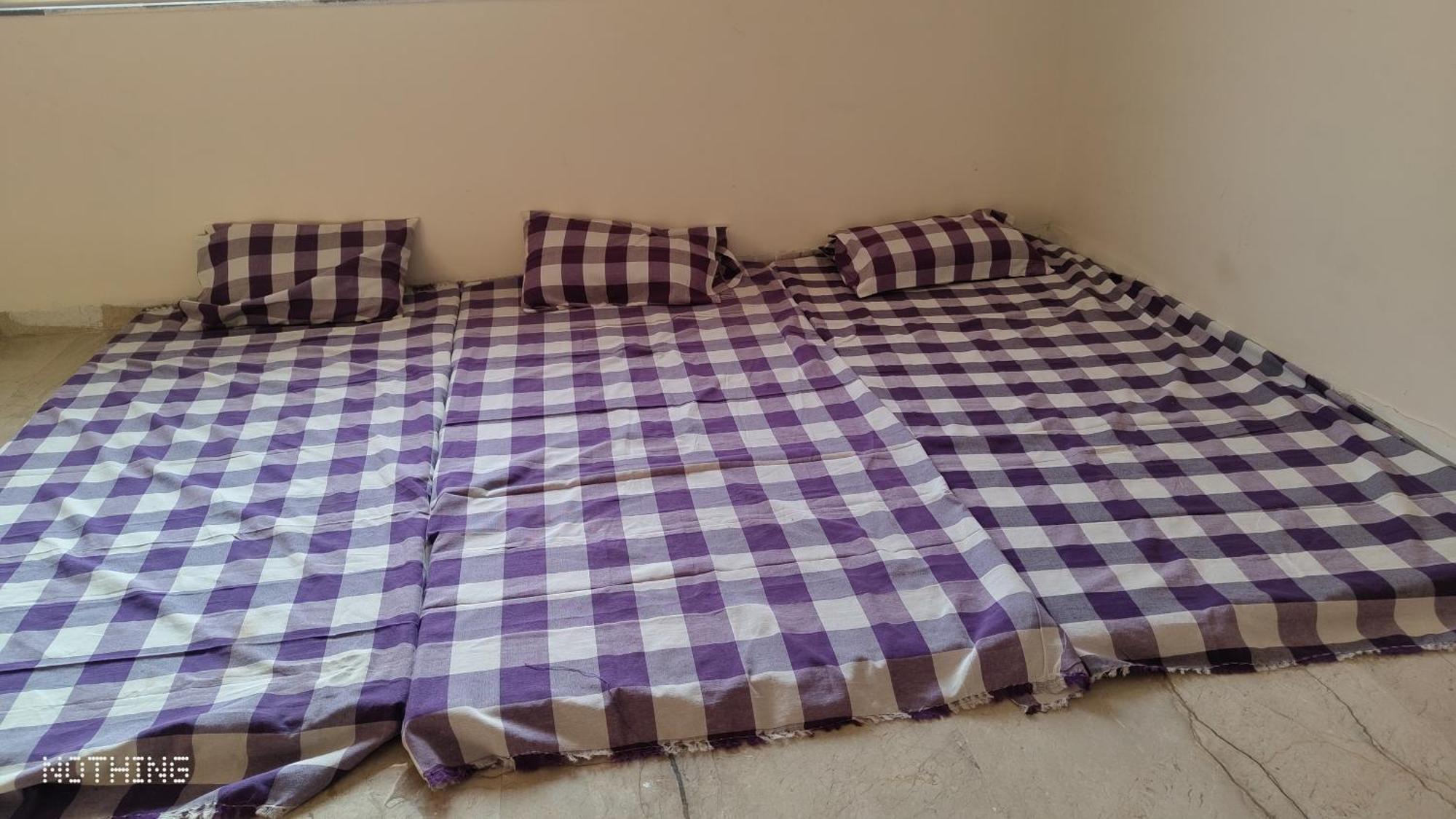 Aadishkti Bhakt Nivas Hotel Tuljapur Szoba fotó
